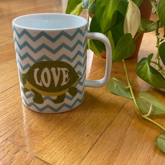 Chevron turtle love mug! 🐢 💜 - Picture 3 of 4